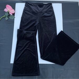 Athleta Black Velvet flare Pants leggings woman’s size SP
